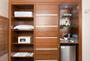 DIWAN ROSE HOTEl